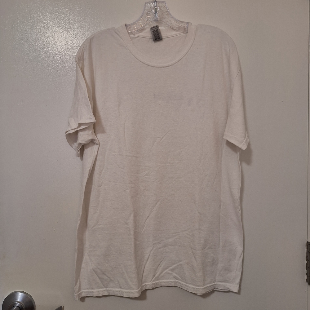 Gildan Men's White Short Sleeve Tee